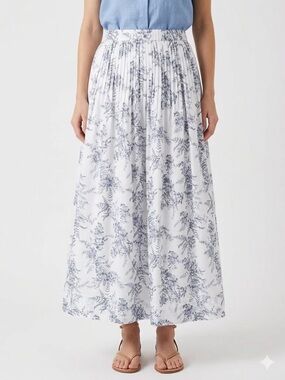 1286. MOON RIVER Floral print midi/maxi skirt  in White/blue NWT
